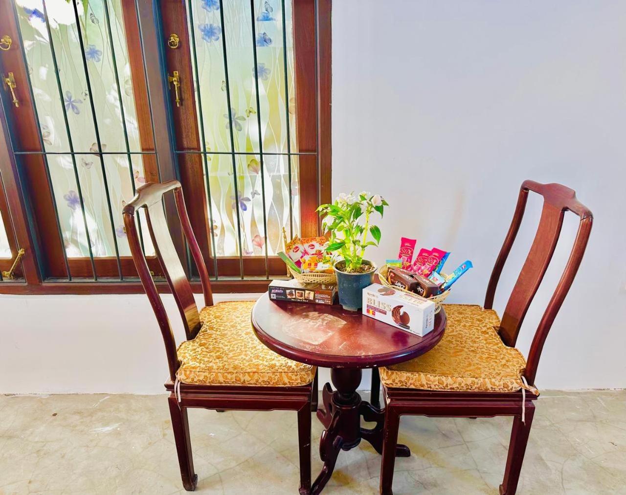 Sea Breeze Guest House Negombo Exterior photo