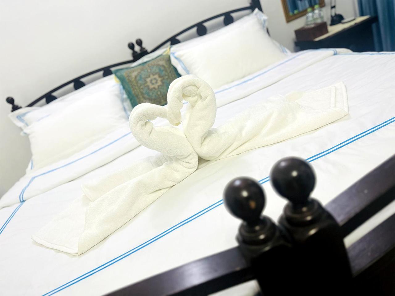 Sea Breeze Guest House Negombo Exterior photo