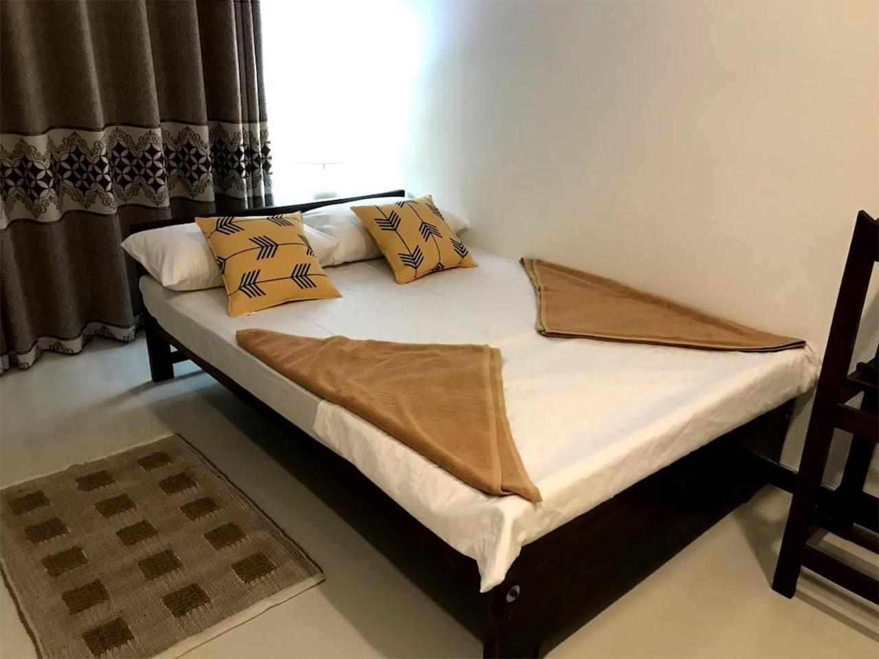 Sea Breeze Guest House Negombo Exterior photo