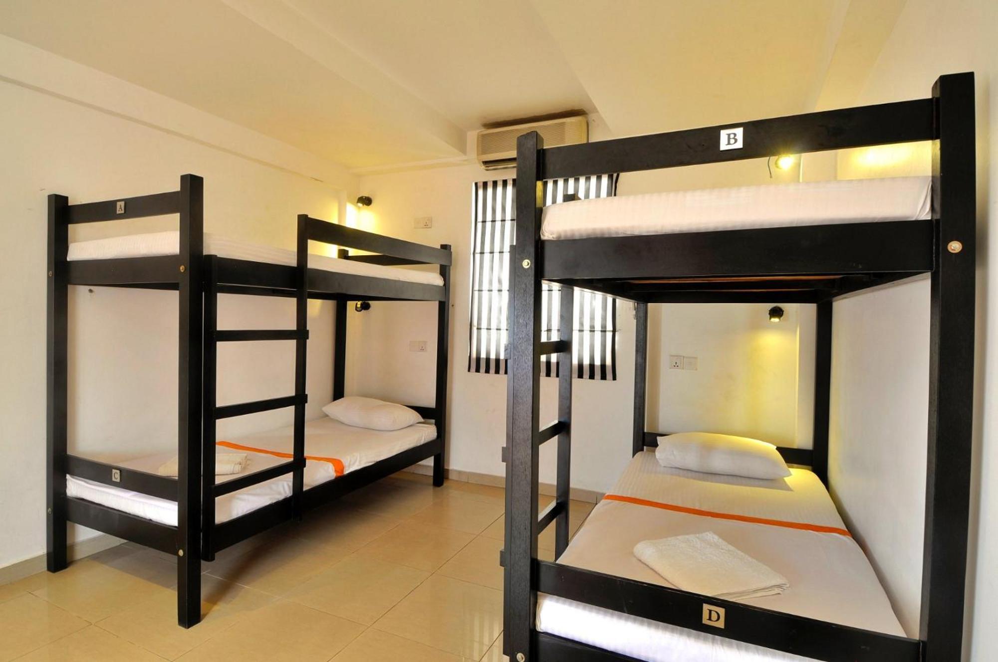 Sea Breeze Guest House Negombo Room photo